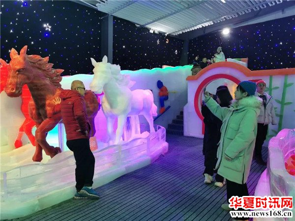 内蒙古四季冰雪馆：“冰雪奇葩世界”在鄂尔多斯野生动物园开门纳客