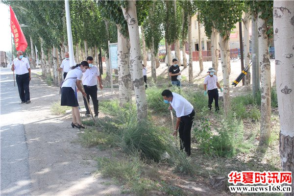 阿克苏市实验林场枣林社区“访惠聚”工作队