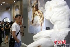 鸟巢首个国际艺术展在京开幕 展示米开朗基罗经